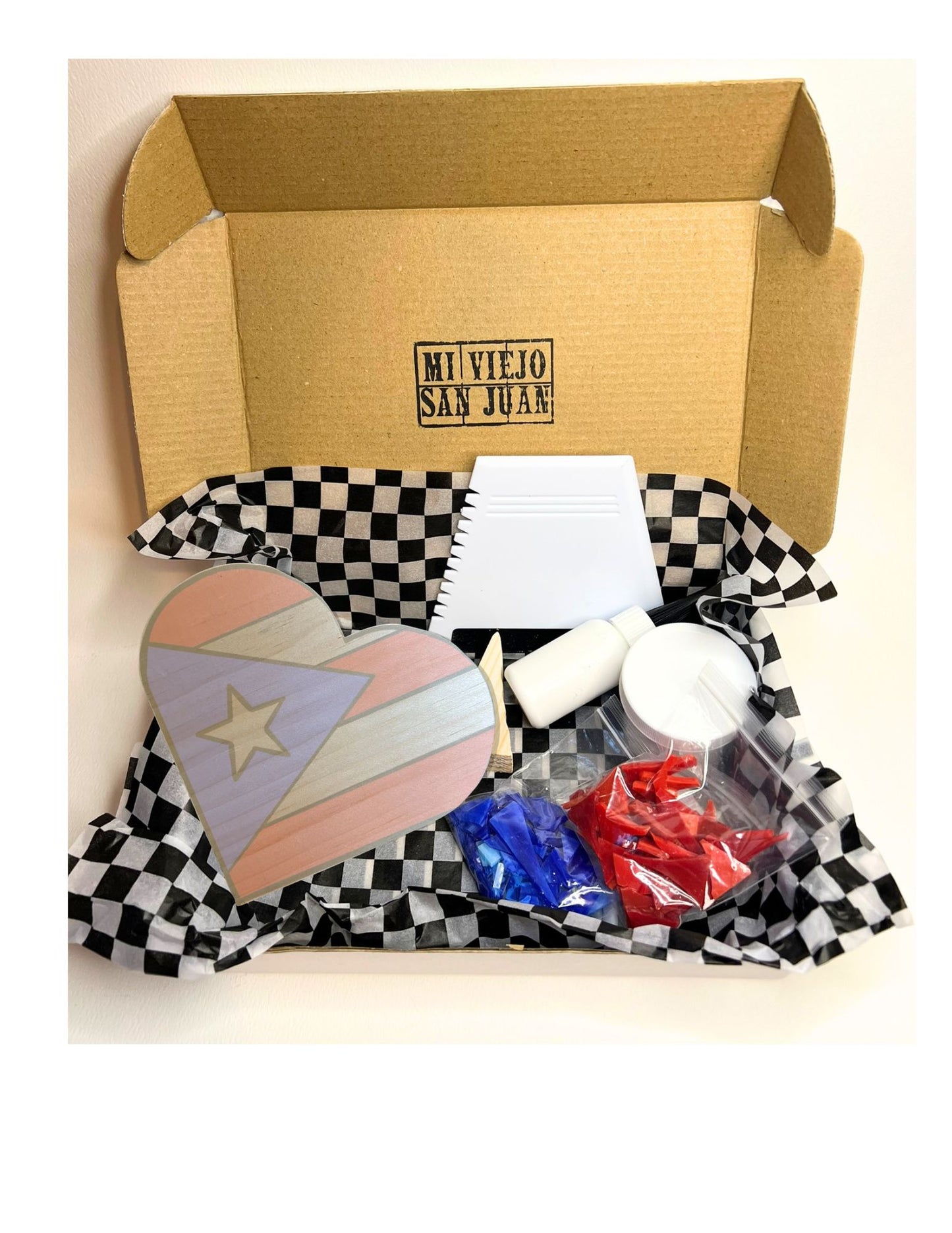 Bandera en mi Corazon DIY Mosaic Kit
