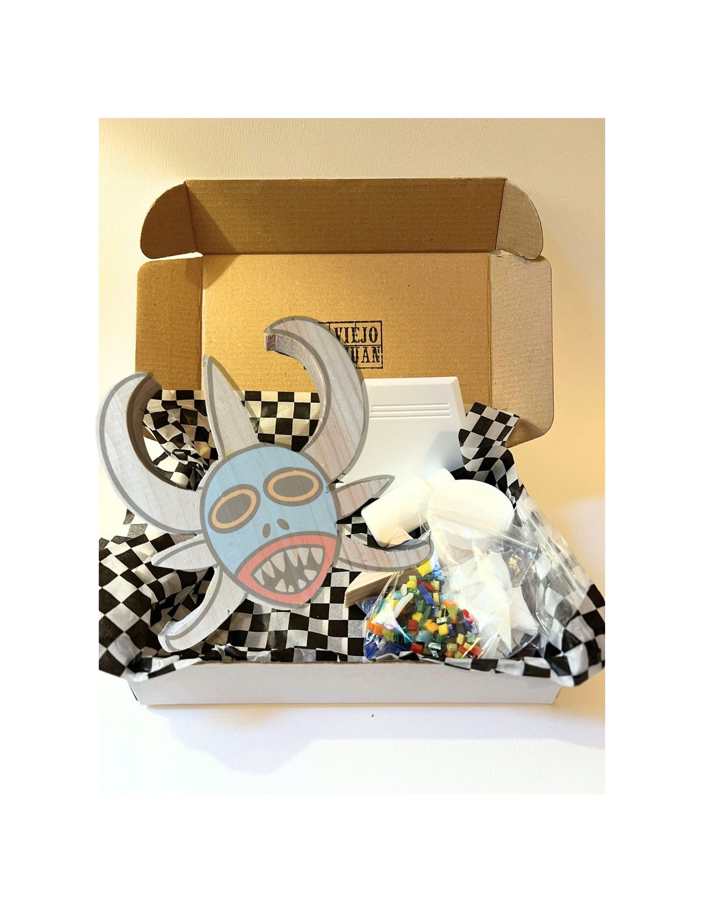 Vejigante DIY Mosaic Kit
